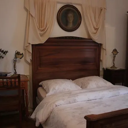 Bed & Breakfast Chateau-gaillard Corbelin
