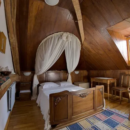 Chateau-gaillard Bed & Breakfast 3*