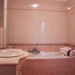 Chateau-gaillard Bed & Breakfast 3*