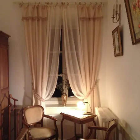 Chateau-gaillard Couette-café