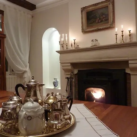 Chateau-gaillard Couette-café 3*