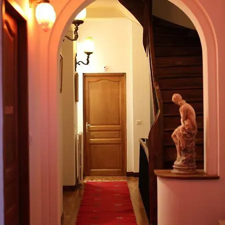 Chateau-gaillard Couette-café 3*